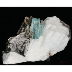 Aquamarine ( Beryl ) on Orthoclase with Muscovite